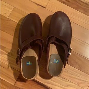MIA Swedish Clogs